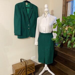 Classic Vintage Herringbone Wool Blazer Skirt Set